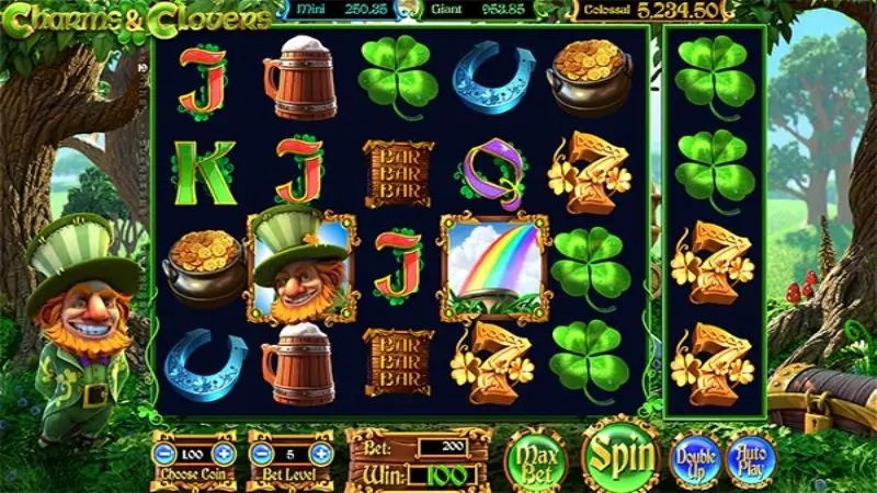 Charms & Clovers