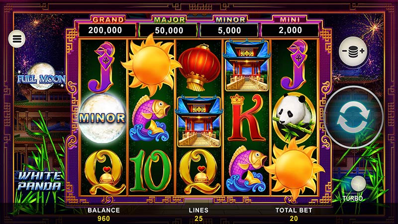 Full Moon White Panda Powerplay Jackpot